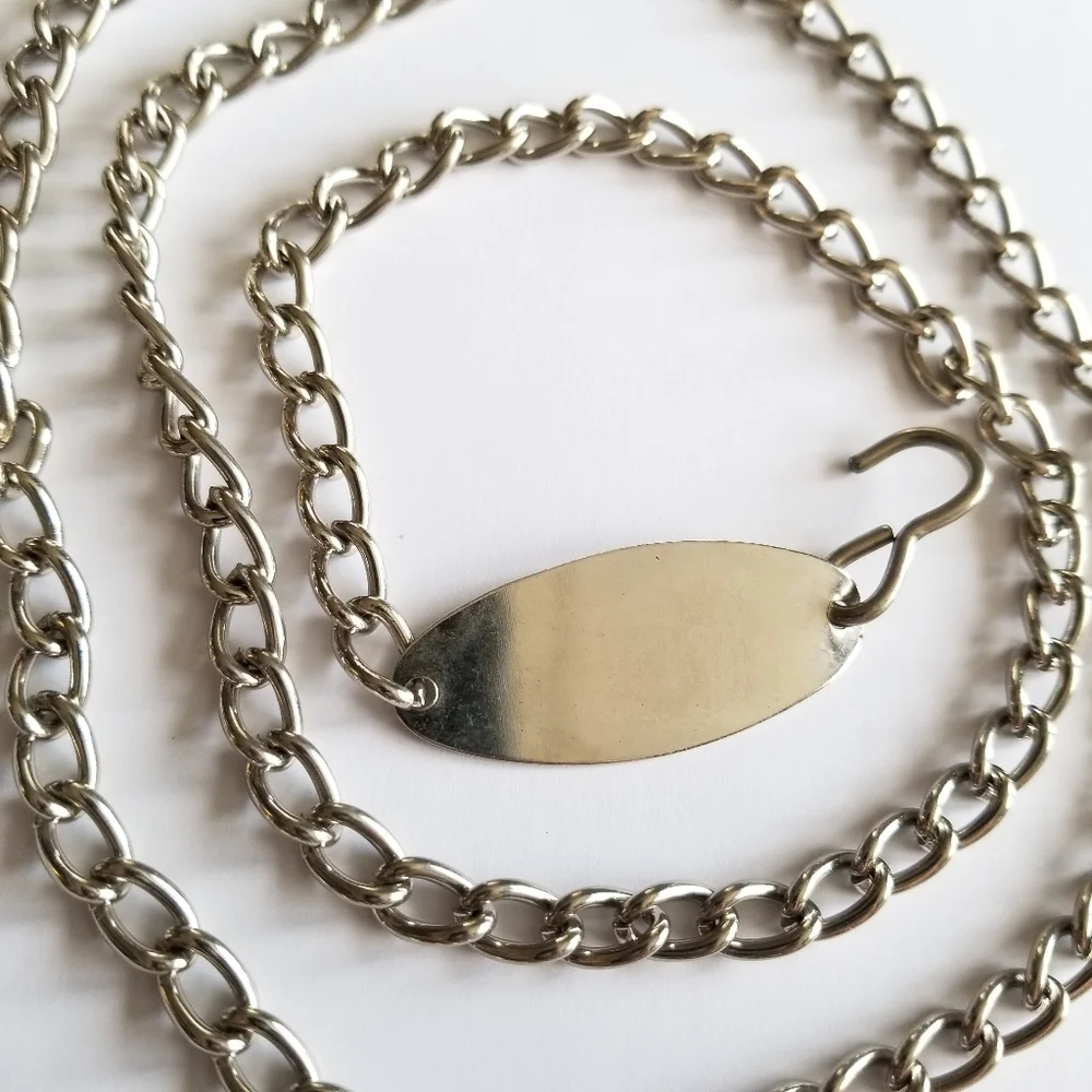 Long silver tone chain - belt or watch chain? Necklace? Engraveable plate